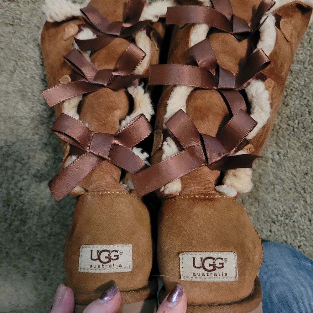 Womens Uggs size 7